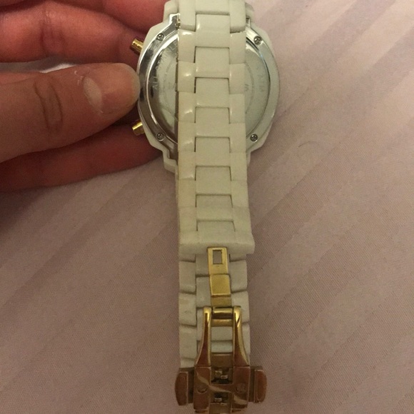 Micheal Kors watch - Picture 8 of 12